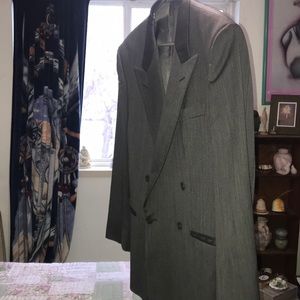 Godfrey’s Lubiam Italy Virgin Wool Grey Suitcoat